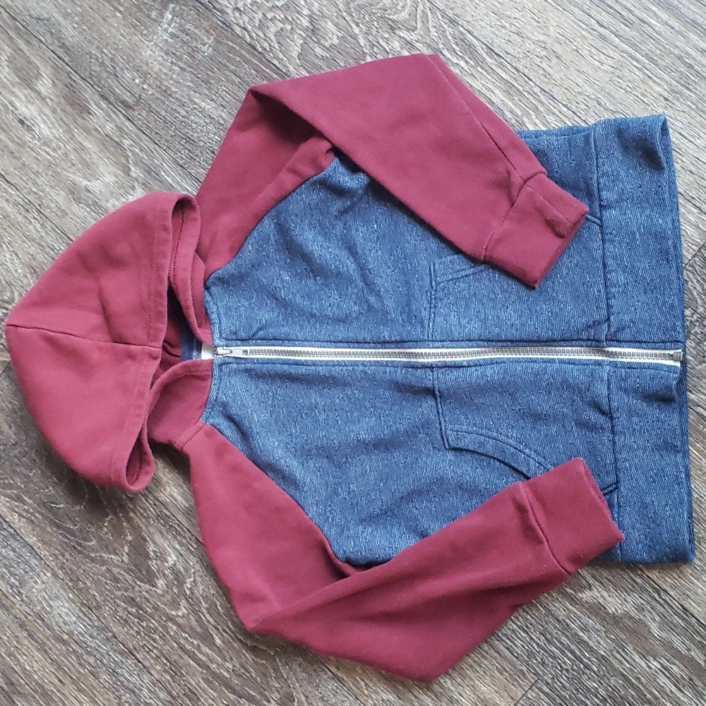 Zip up Sweater